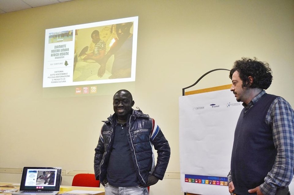 da-sinistra-Malamine-Kidiera-e-Carlo-Morini-di-Ass-Diamante-e-Africa-Insieme