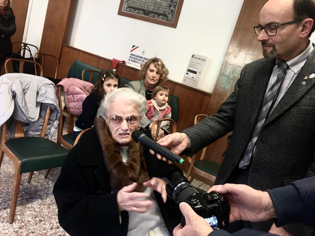 da sx Aldana Fioriti Terzetti Marco Terzetti Presidente ANEI 